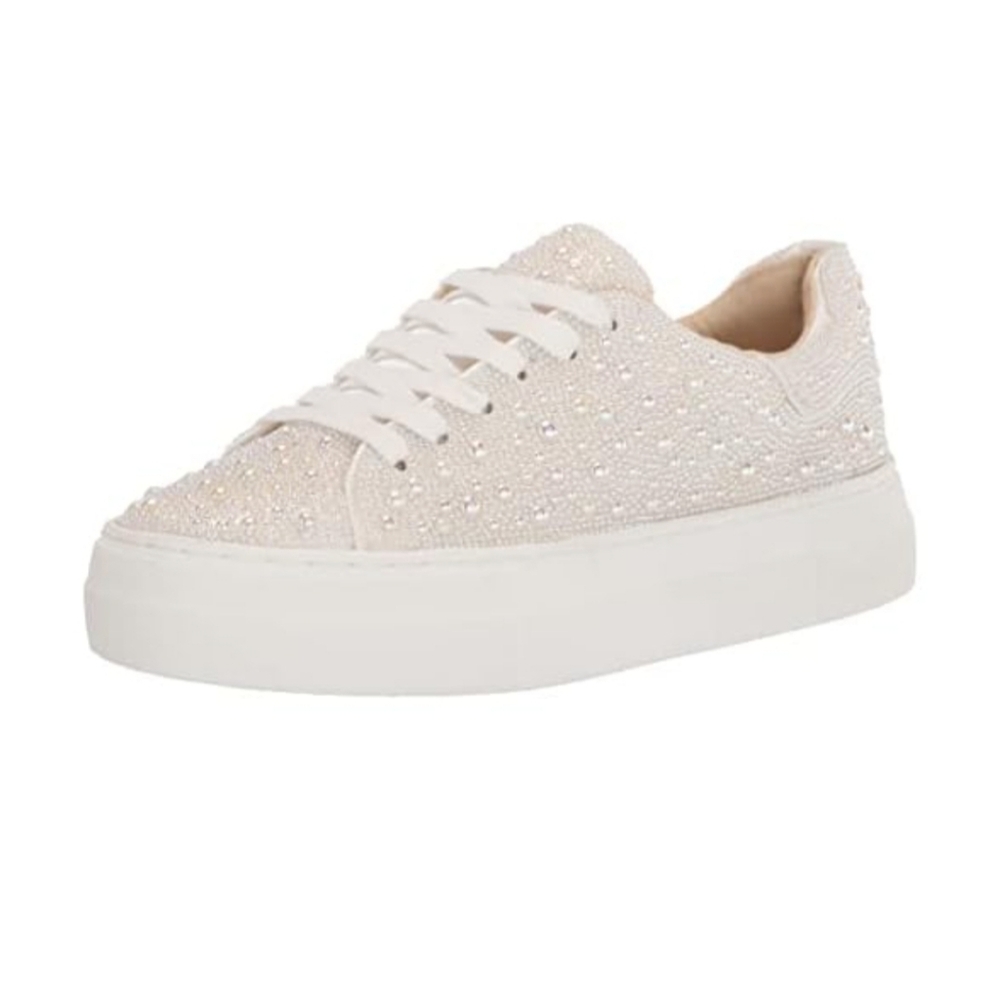Betsey Johnson Women's Sidny Sneaker, Pearl - Size 9.5